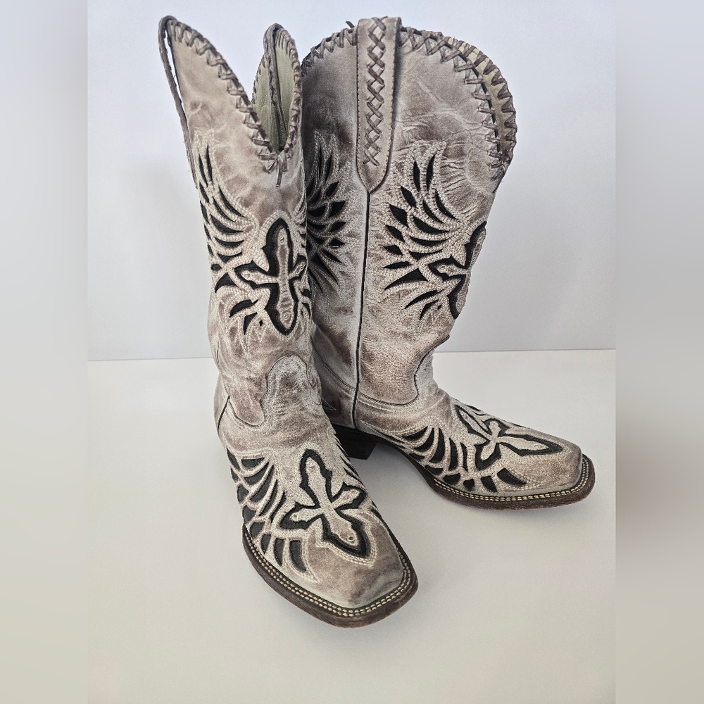 J.B. Dillon Distressed Gray Embroidered Boots